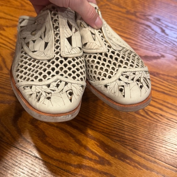 Free people paramount slip on mules gray size 38 US 7.5 EUC - Picture 3 of 11